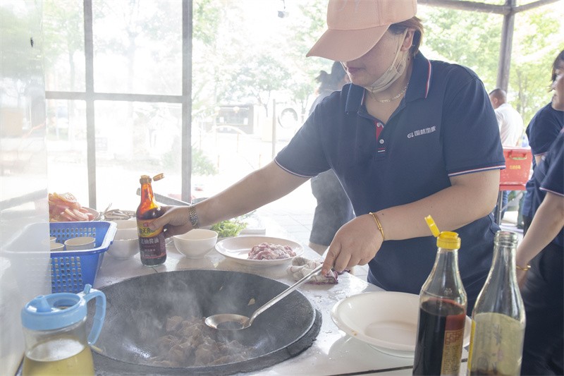 “六月蝶變 再創(chuàng)佳績”國林地板6月拓展PK會圓滿成功